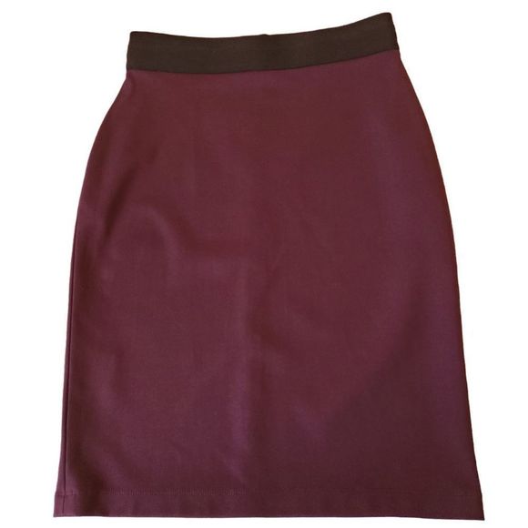 BCBG Dresses & Skirts - BCBG MAX AZRIA Monica Pencil Skirt Size S